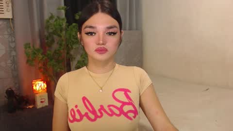 Snapshot of princesshugecumontop chatting on 01/11/25, 01:53 PrincessDONT FORGET TO FOLLOW ME online show from 01/11/25, 01:53