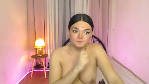 Snapshot of princesshugecumontop chatting on 07/25/26, 10:29 PrincessDONT FORGET TO FOLLOW ME online show from 07/25/26, 10:29