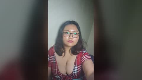 Lily Rosie online show from 06/24/26, 09:08