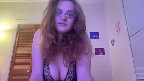 Princess Rhinestones online show from 01/11/26, 07:13