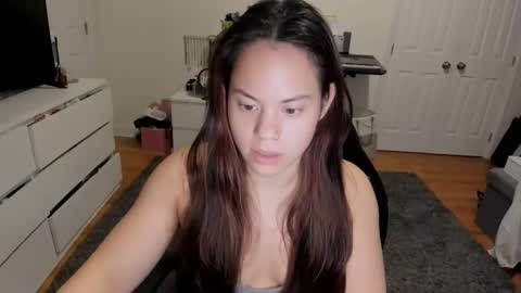 Snapshot of princesssativa chatting on 03/10/25, 01:01 online show from 03/10/25, 01:01