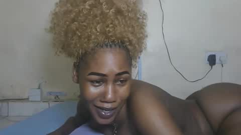 FENNY online show from 11/05/25, 02:11