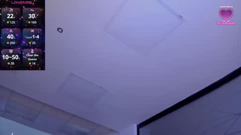 Valentina online show from 11/12/25, 04:07