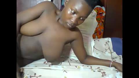 Snapshot of princessyankee chatting on 11/04/25, 06:01 Yanker online show from 11/04/25, 06:01