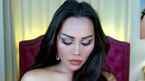 Snapshot of princessyanzy chatting on 06/11/26, 02:53 princessyanzy1 online show from 06/11/26, 02:53