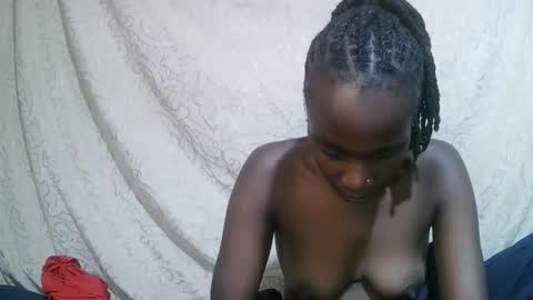 Snapshot of pritty_amber chatting on 01/13/26, 05:07 pritty_amber online show from 01/13/26, 05:07