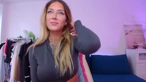 Nansy online show from 06/30/26, 10:16