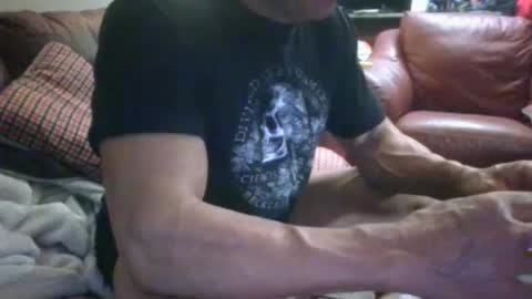 Snapshot of probody chatting on 10/06/25, 03:26 MUSCLEGOD online show from 10/06/25, 03:26