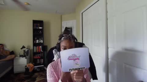 Snapshot of productivepussy chatting on 09/17/25, 04:19 ProductivePorn online show from 09/17/25, 04:19