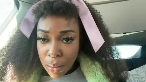 Snapshot of productivepussy chatting on 09/21/25, 02:40 ProductivePorn online show from 09/21/25, 02:40