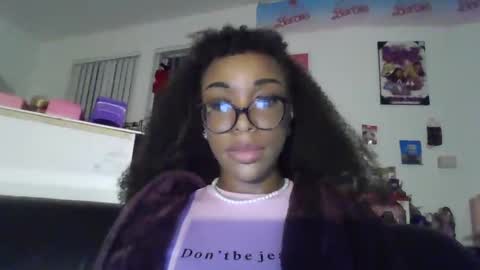 Snapshot of productivepussy chatting on 09/24/25, 02:26 ProductivePorn online show from 09/24/25, 02:26