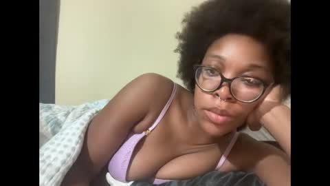 Snapshot of productivepussy chatting on 10/08/25, 03:59 ProductivePorn online show from 10/08/25, 03:59