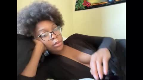 Snapshot of productivepussy chatting on 10/22/25, 09:03 ProductivePorn online show from 10/22/25, 09:03