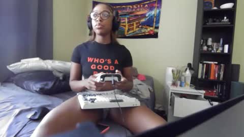 Snapshot of productivepussy chatting on 11/20/25, 06:07 ProductivePorn online show from 11/20/25, 06:07