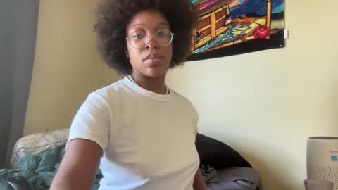 Snapshot of productivepussy chatting on 11/30/25, 06:45 ProductivePorn online show from 11/30/25, 06:45