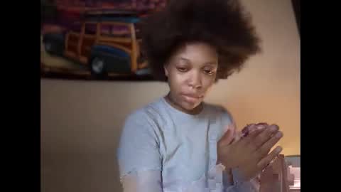 Snapshot of productivepussy chatting on 12/18/25, 10:05 ProductivePorn online show from 12/18/25, 10:05