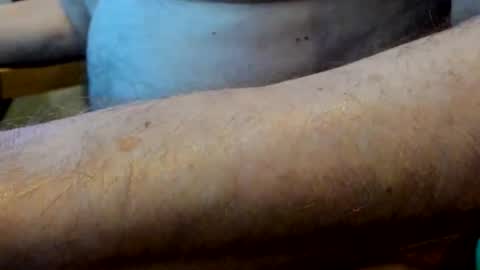 Snapshot of profblc79 chatting on 11/30/25, 06:28 Cam-2-cam online show from 11/30/25, 06:28