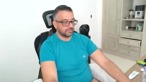 Professional manBD online show from 10/25/25, 06:35