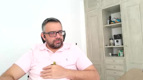 Professional manBD online show from 10/30/25, 02:29