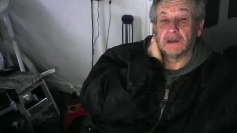 Snapshot of projectorepson chatting on 12/26/24, 02:37 projectorepson online show from 12/26/24, 02:37