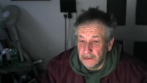 Snapshot of projectorepson chatting on 12/28/24, 03:04 projectorepson online show from 12/28/24, 03:04