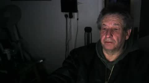 Snapshot of projectorepson chatting on 12/31/24, 04:25 projectorepson online show from 12/31/24, 04:25