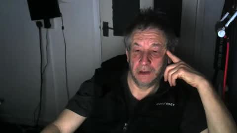 Snapshot of projectorepson chatting on 01/05/25, 05:41 projectorepson online show from 01/05/25, 05:41