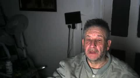 Snapshot of projectorepson chatting on 01/09/25, 09:16 projectorepson online show from 01/09/25, 09:16