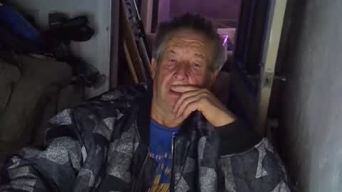 Snapshot of projectorepson chatting on 10/02/25, 07:43 projectorepson online show from 10/02/25, 07:43