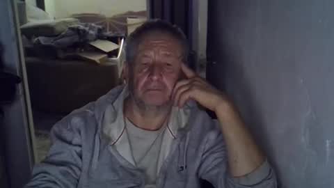 Snapshot of projectorepson chatting on 10/17/25, 05:26 projectorepson online show from 10/17/25, 05:26