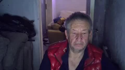 Snapshot of projectorepson chatting on 10/28/25, 05:37 projectorepson online show from 10/28/25, 05:37