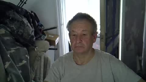 Snapshot of projectorepson chatting on 11/05/25, 11:32 projectorepson online show from 11/05/25, 11:32