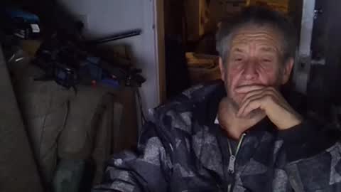 Snapshot of projectorepson chatting on 11/18/25, 08:13 projectorepson online show from 11/18/25, 08:13