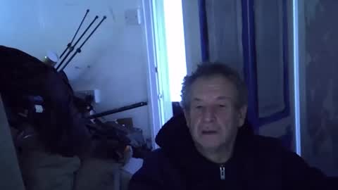 Snapshot of projectorepson chatting on 11/25/25, 10:37 projectorepson online show from 11/25/25, 10:37