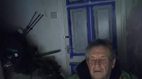 Snapshot of projectorepson chatting on 11/25/25, 10:43 projectorepson online show from 11/25/25, 10:43