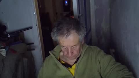 Snapshot of projectorepson chatting on 12/01/25, 06:35 projectorepson online show from 12/01/25, 06:35