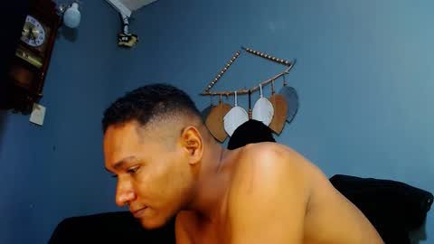 Grande y Gruesa online show from 02/14/25, 02:23