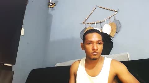 Grande y Gruesa online show from 04/12/26, 02:16