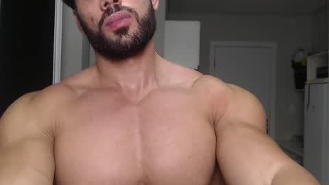 promuscles4u online show from 12/18/24, 11:08