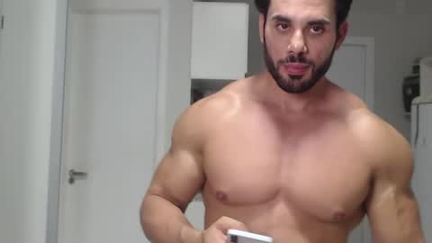 promuscles4u online show from 02/14/25, 01:23