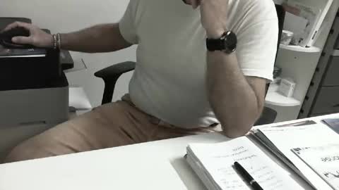 mature hairy guy online show from 05/30/26, 03:42