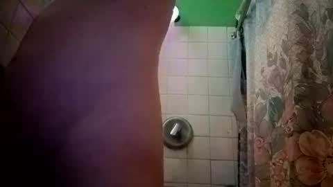 Snapshot of prvive2025 chatting on 10/13/25, 06:08 prvive2025 online show from 10/13/25, 06:08