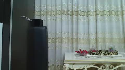 Snapshot of pryncess_sweety chatting on 02/04/25, 07:00 Pryncess sweety online show from 02/04/25, 07:00