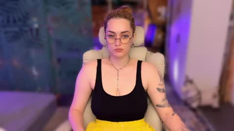 Queen of Pain online show from 06/08/26, 02:45