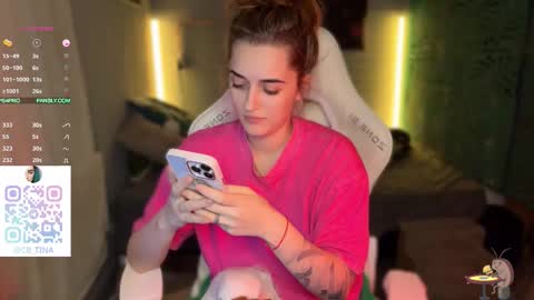 Queen of Pain online show from 01/11/26, 03:55