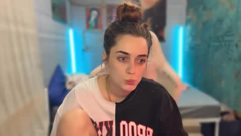 Queen of Pain online show from 03/03/26, 01:23