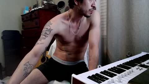 Snapshot of psilocipher chatting on 01/11/26, 08:19 Sk8wave online show from 01/11/26, 08:19