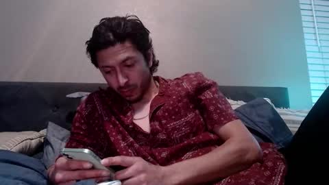 Snapshot of psilocipher chatting on 02/22/26, 06:24 Sk8wave online show from 02/22/26, 06:24