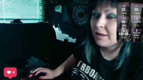 Snapshot of psychobitch69 chatting on 06/13/26, 12:03 OlivePsy online show from 06/13/26, 12:03
