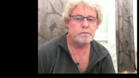 ptitrouquin online show from 11/19/25, 06:41